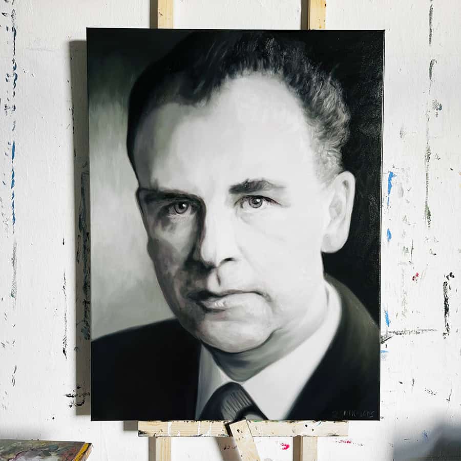 High-quality grayscale oil painting of a distinguished gentleman with a serious expression, ideal for art enthusiasts and sports memorabilia collectors internationally.