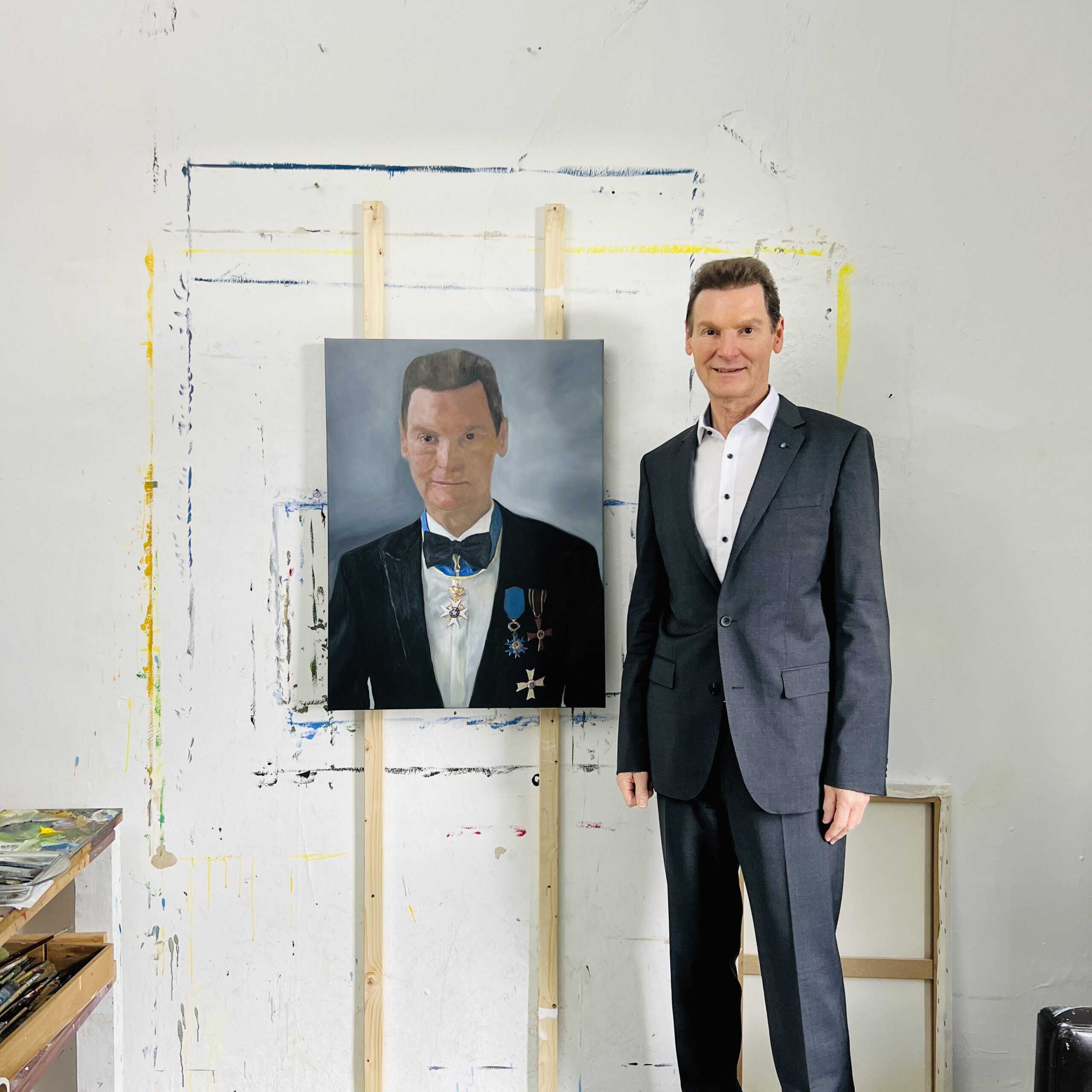 How a Realistic Portrait Painting Is Created