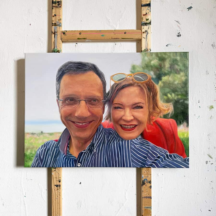 Nikolaus Kriese commissioned artwork, shipping worldwide.