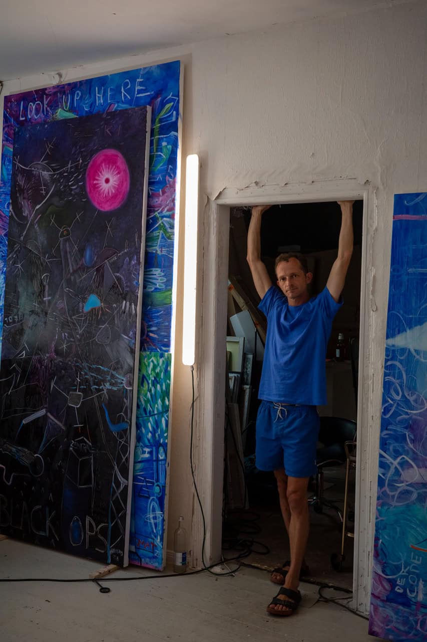 Nikolaus Kriese Art Studio - Worldwide Shipping